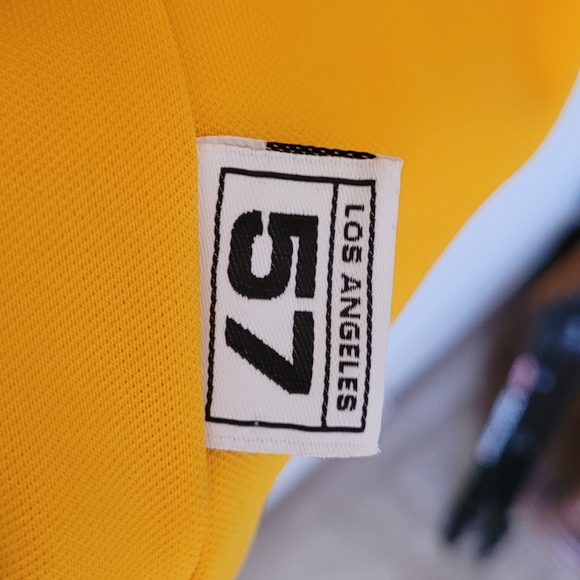 LA Lakers Jersey - Picture 6 of 7